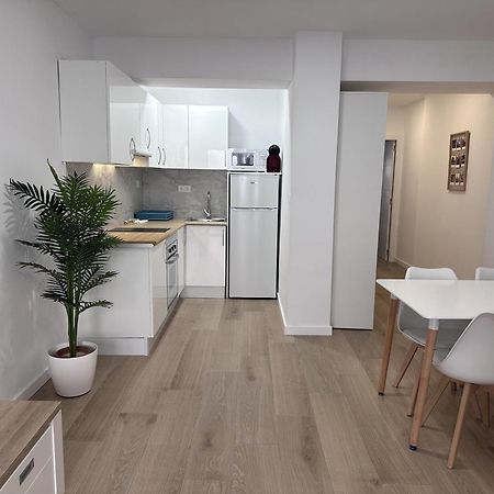 Artes Y Oficios Apartaments Ab บาเลนเซีย ภายนอก รูปภาพ