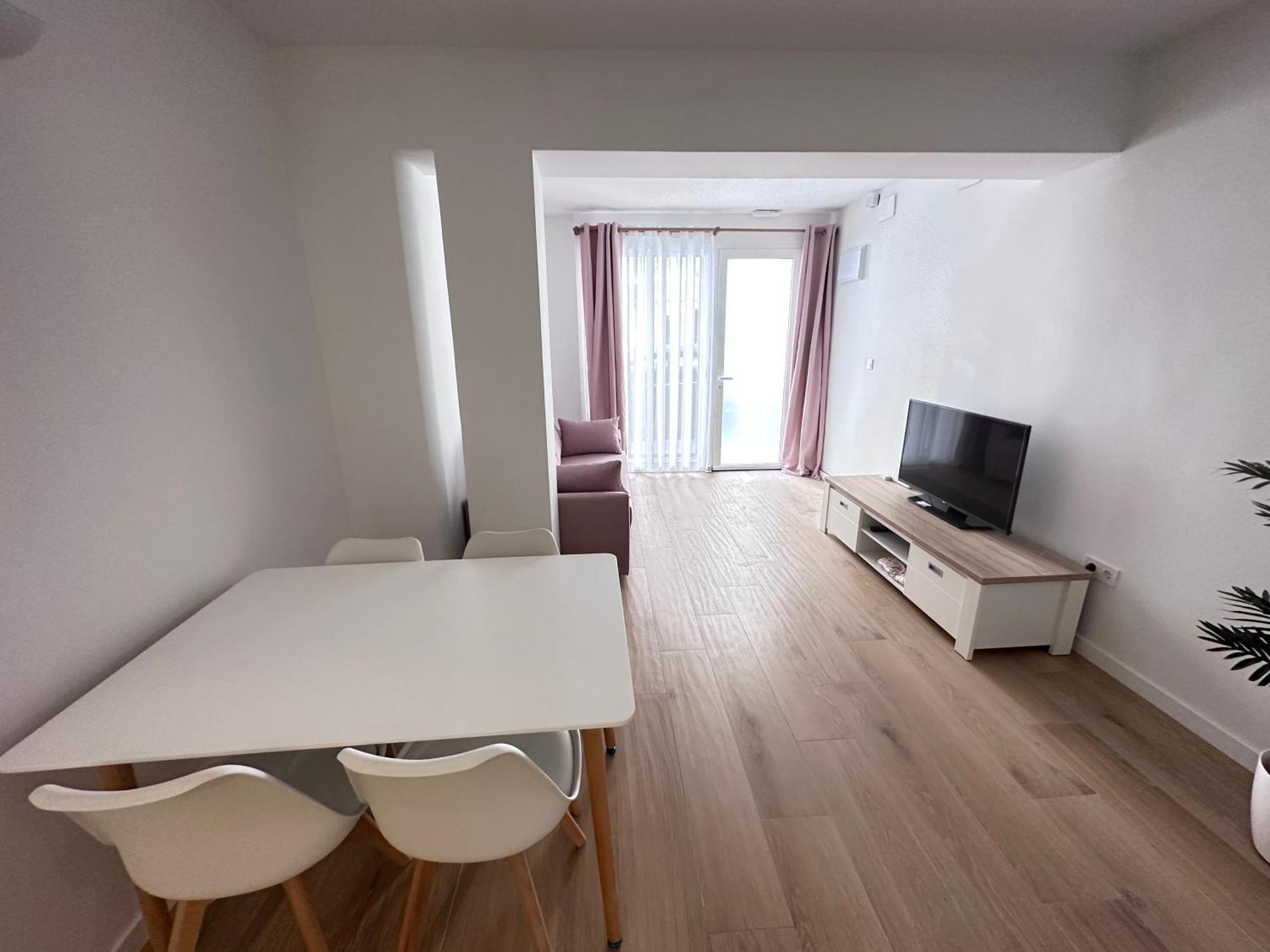 Artes Y Oficios Apartaments Ab บาเลนเซีย ภายนอก รูปภาพ