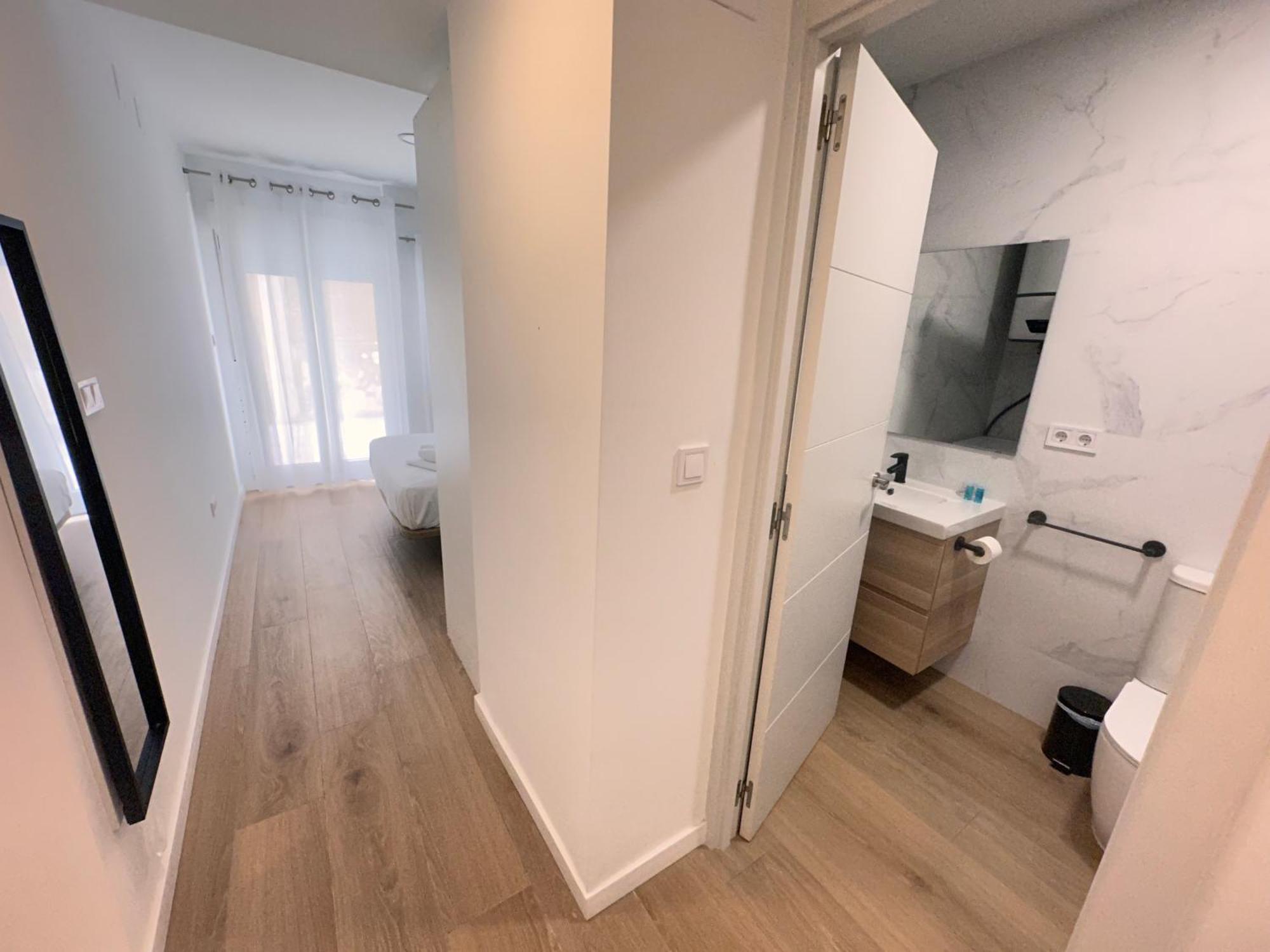 Artes Y Oficios Apartaments Ab บาเลนเซีย ภายนอก รูปภาพ