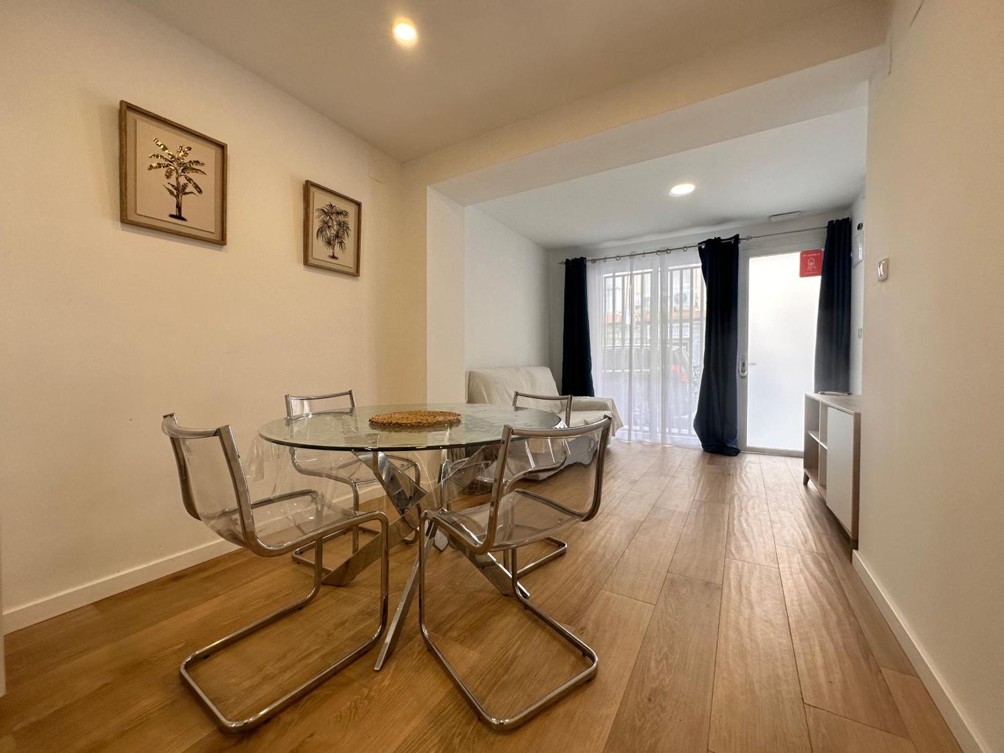 Artes Y Oficios Apartaments Ab บาเลนเซีย ภายนอก รูปภาพ
